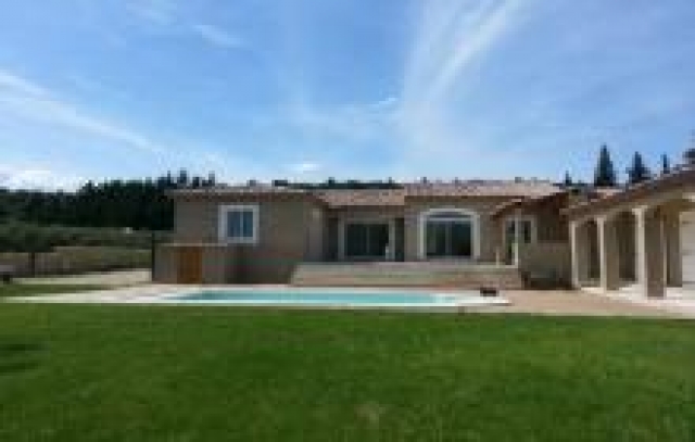 Maison d'Architecte au Paradou: 300 m² sur Terrain 3000 m² acheter vendre