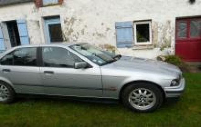 Vend voiture BMW Série 3 acheter vendre