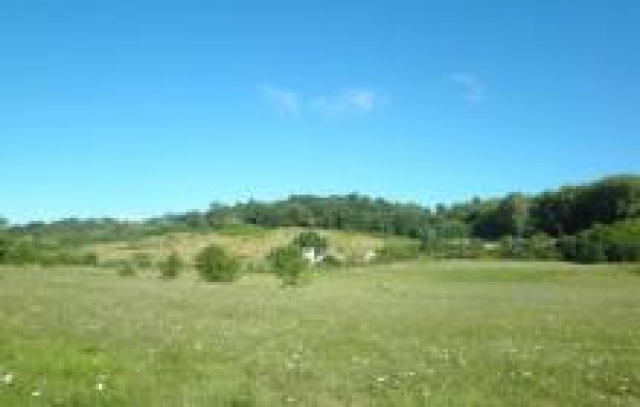 QUERCY - proche Castelsagrat - Ferme avec maison, granges et pigeonnier dans 18 hectares de terrain acheter vendre
