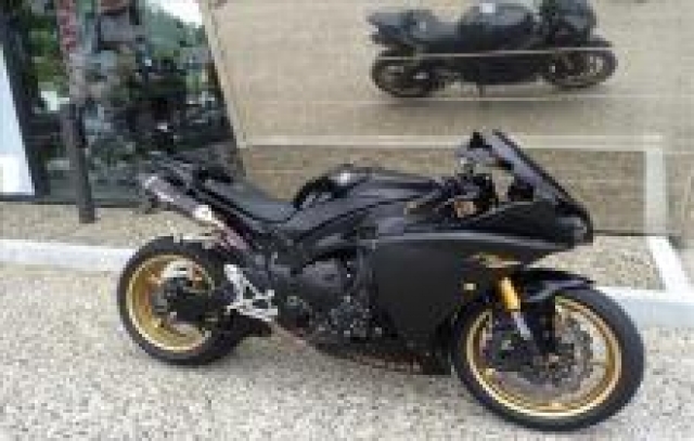 DONNE YAMAHA YZF 1000 R1 CROSS AVION acheter vendre