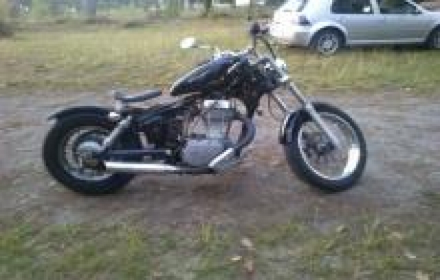 A vendre moto 650 Suzuki acheter vendre